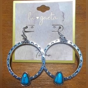 NWT SILVERTONE HOOPS